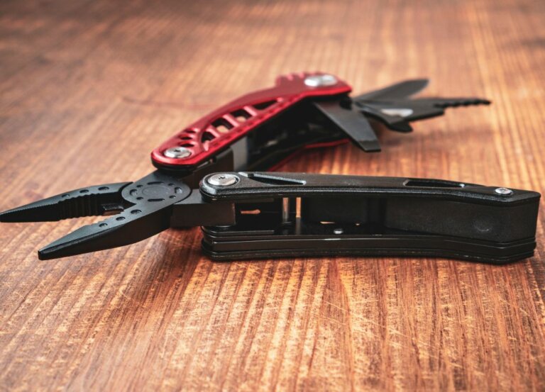 How to Choose the Best Multi-Tool for Camping